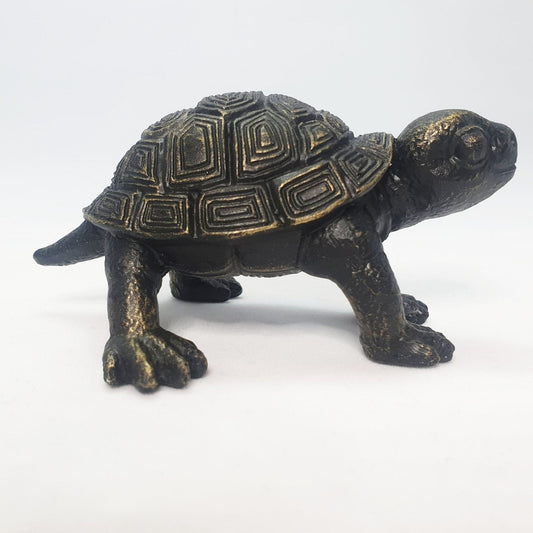 Tofu the Sipping Turtle - hydria