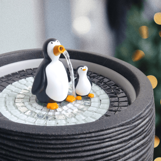 Pepper and Penny the Penguins - hydria