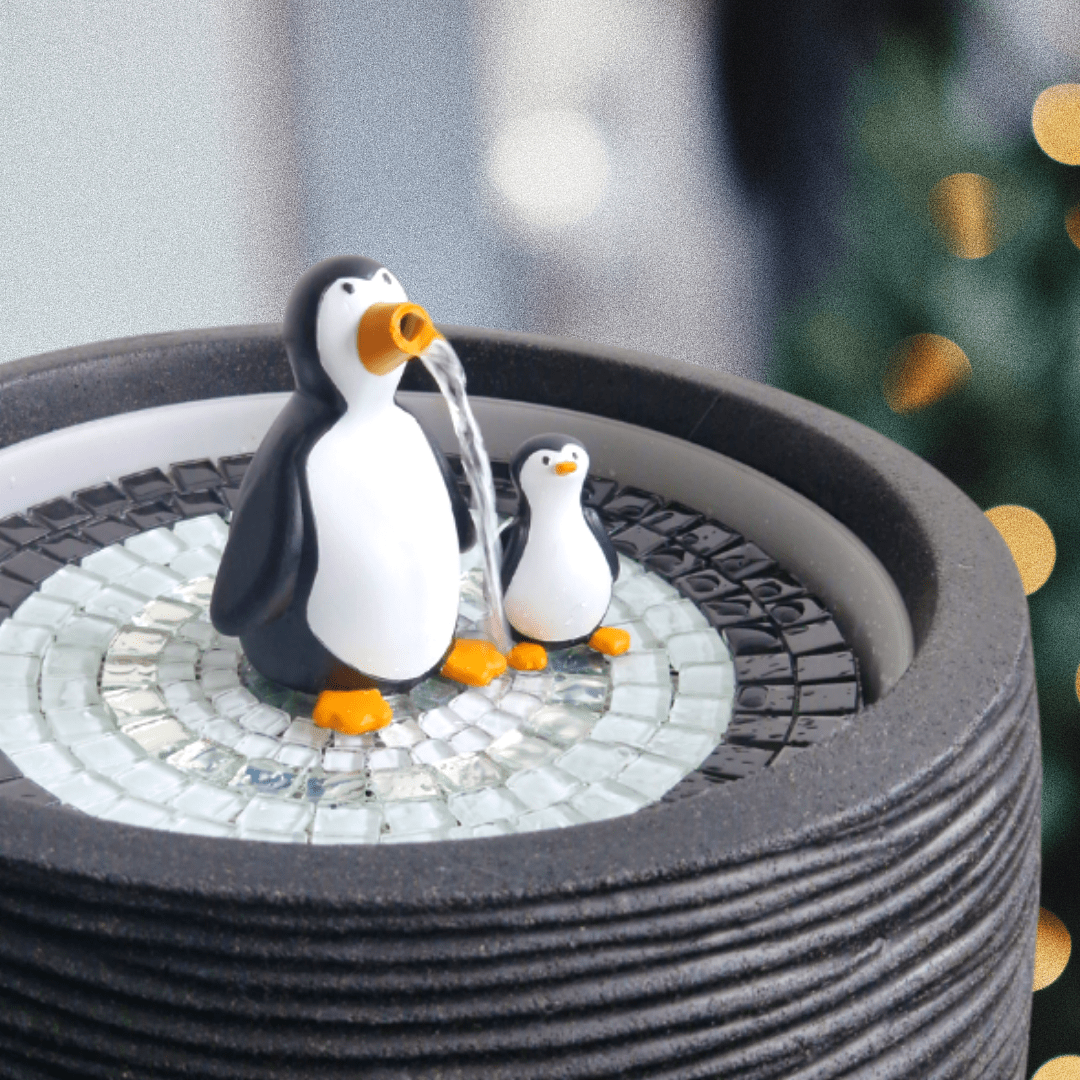 Pepper and Penny the Penguins - hydria
