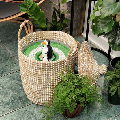 Pepper and Penny the Penguins - hydria