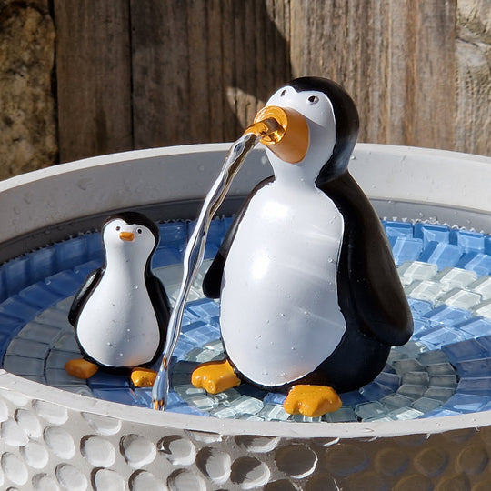 Pepper and Penny the Penguins - hydria