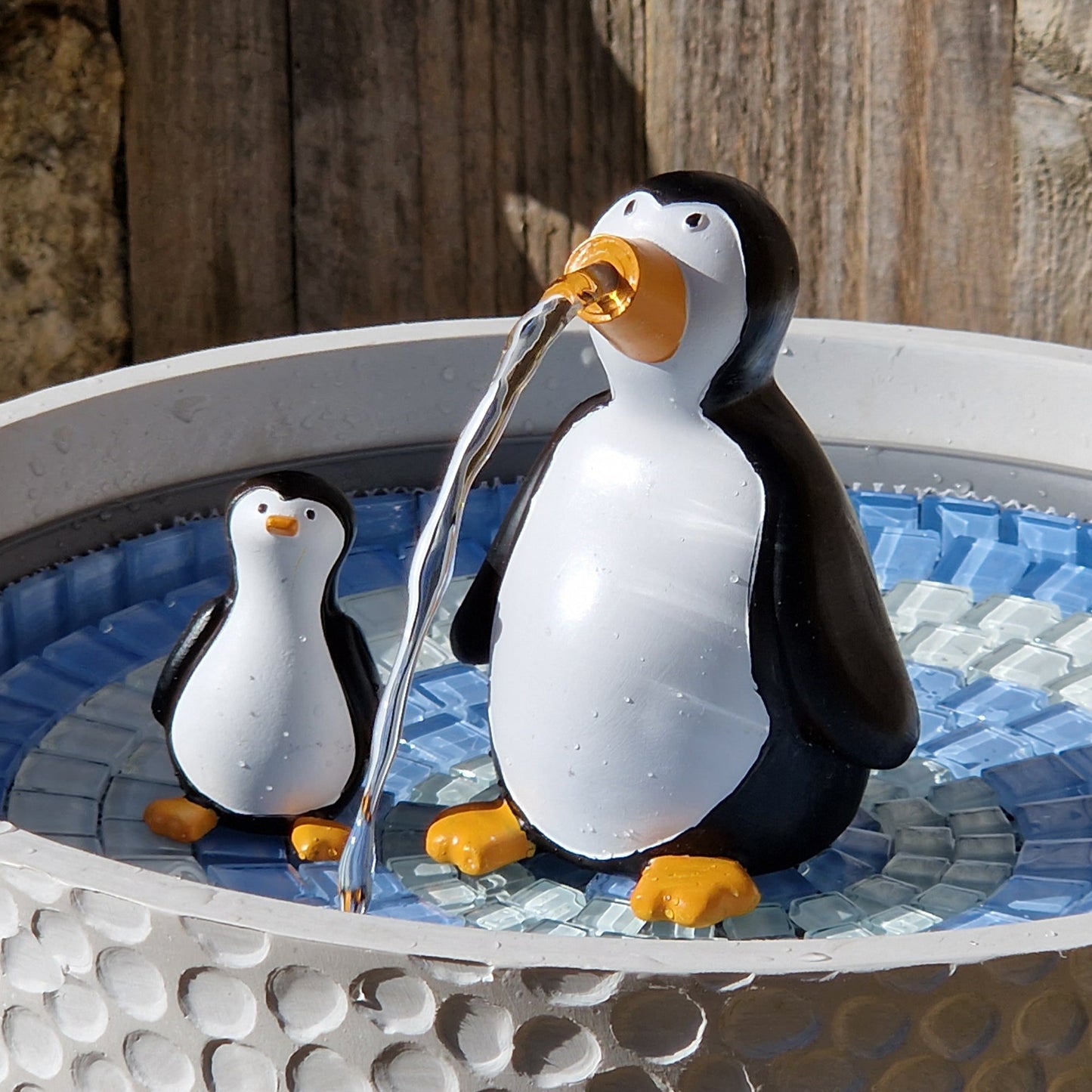 Pepper and Penny the Penguins - hydria